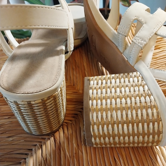 A2 Block Snakeprint Sandals - Picture 3 of 4